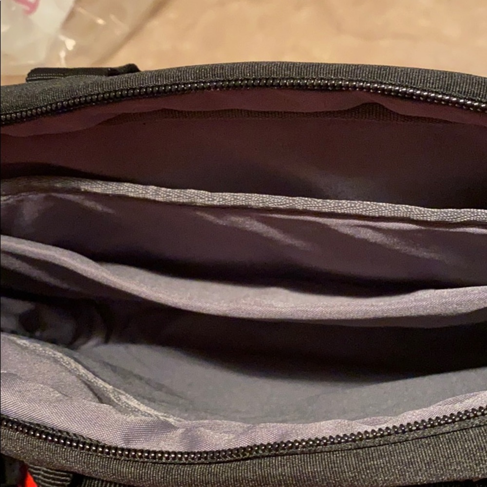 Case Logic case - Picture 4 of 4